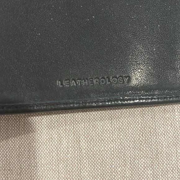 Vintage Black Leatherology slim wallet checkbook cover - Picture 3 of 3